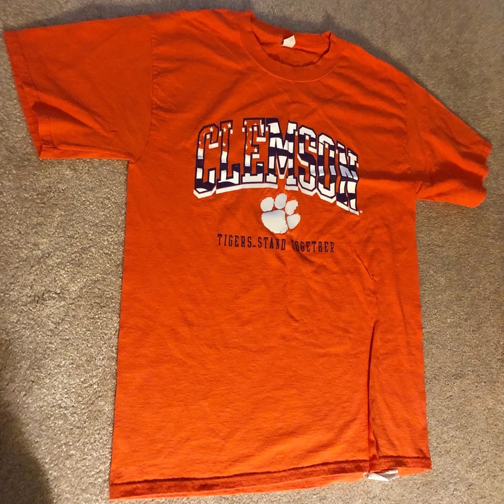 LIKE NEW!! Orange Clemson tigers t shirt
